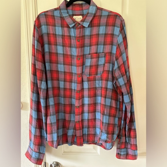 Super soft button down - Picture 1 of 4